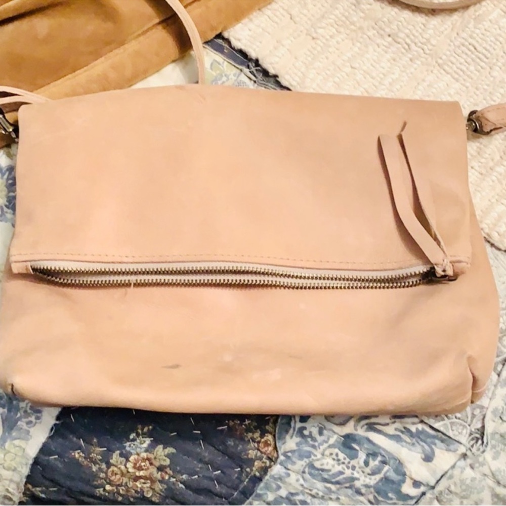 Able crossbody bag - leather